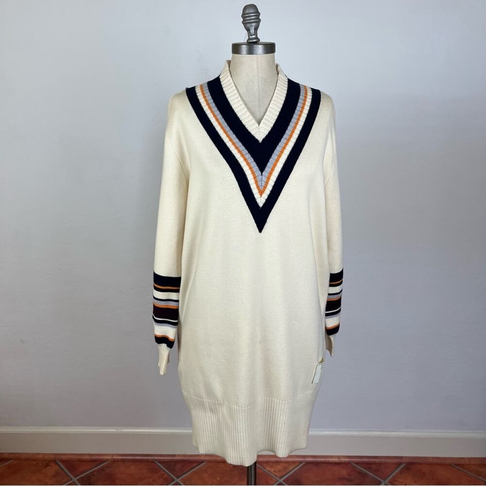 III VIVINIKO Stripe V Neck Sweater
